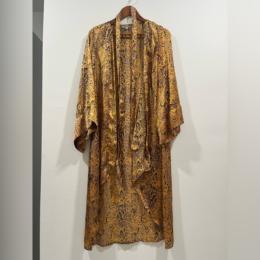 Elegant Snake Print Kimono
